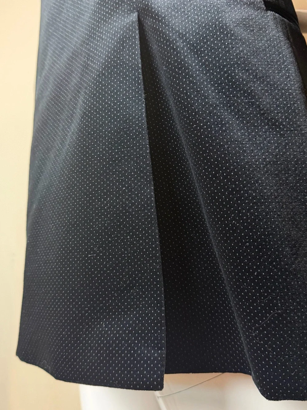 JOSEPH ABBOUD Velvet Peak Lapel Dinner Jacket